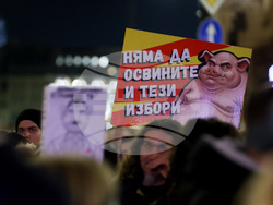 „Продължаваме промяната - Демократична България“ - протест