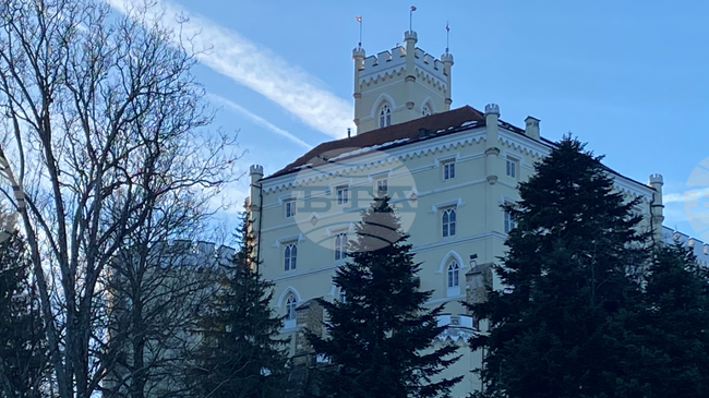 Digital Exhibition of Traditional Bulgarian Weapons Visits Croatia