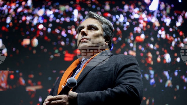 Трябва на изборите да опазим вота, заяви Асен Василев