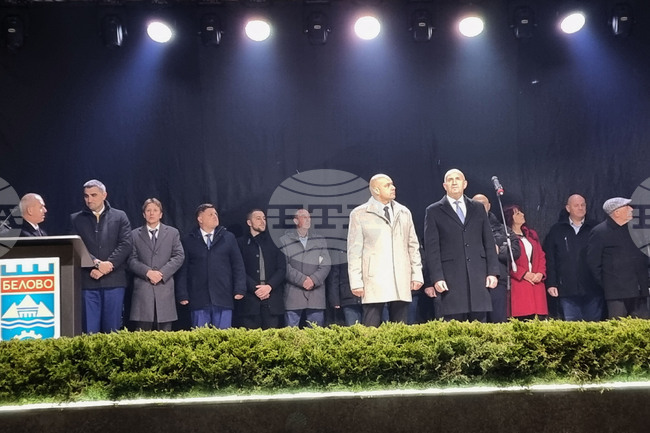 В обществото има антимафиотски консенсус и първата крачка за неговото материализиране са честните избори, каза президентът Румен Радев