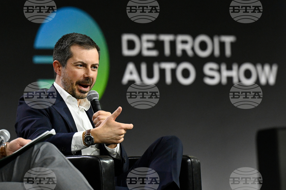 Buttigieg Auto Show