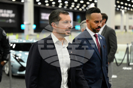 Buttigieg Auto Show