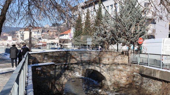 Кметът на община Сатовча въведе забрана за палене на огън през пожароопасния сезон