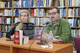 Велико Търново - Васил Попов - среща с читатели