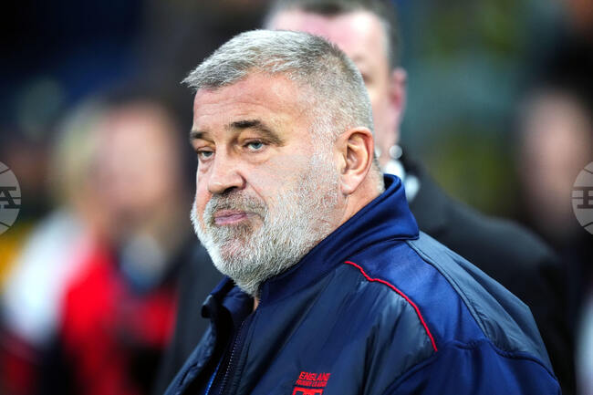 Britain England-Coach Out