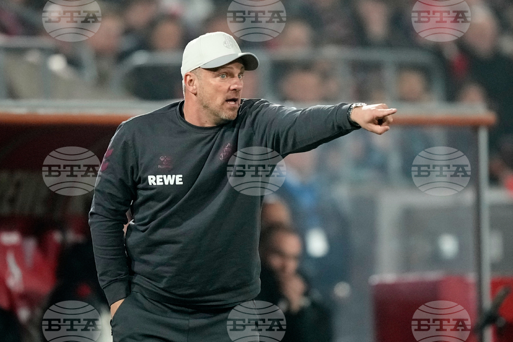 Кьолн уволни старши треньора Квасньок