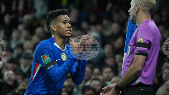 Мениджърът на Челси Лиъм Росиниър потвърди, че бразилецът Естевао преживява труден период