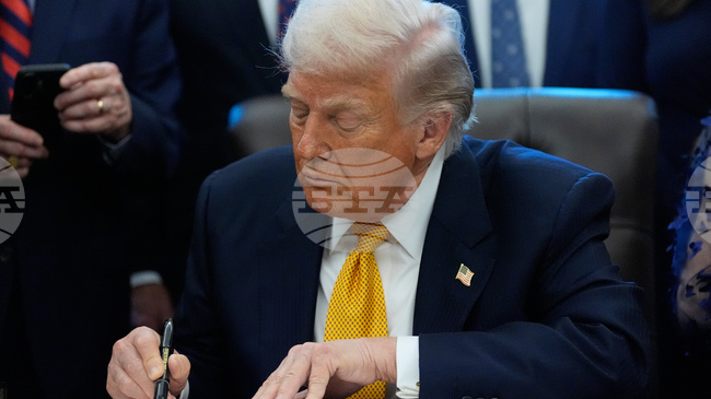 Тръмп обяви нов план в сферата на здравеопазването за намаляване на цените на лекарствата и здравните осигуровки