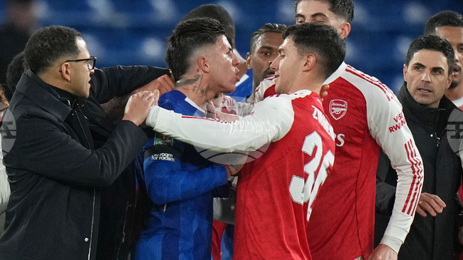 Челси трябва да бъде отбор, който никога не се предава, заяви мениджърът Лиъм Росиниър