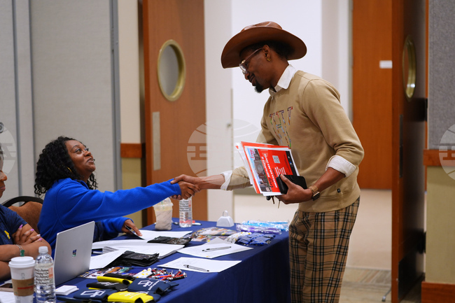 Частният сектор в САЩ е създал 63 000 нови работни места през февруари - най-голям ръст от седем месеца, според проучване на Ей Ди Пи 
