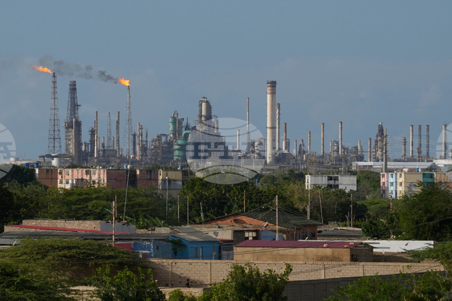 Венецуелската държавна петролна компания преговаря със свои партньори за разширяване на предоставените им петролни находища