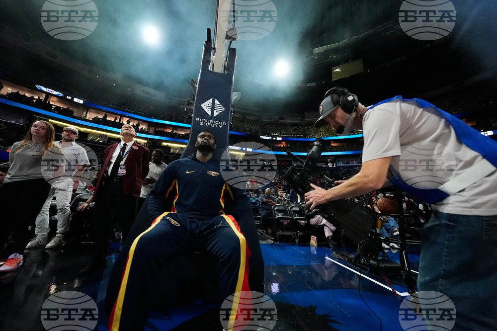 APTOPIX Nets Pelicans Basketball