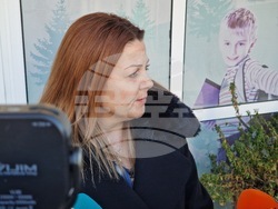 Бургас - Протест на родители пред НБУ "Михаил Лъкатник"