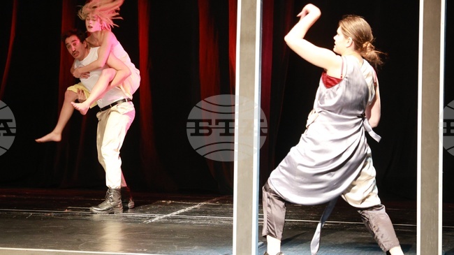 Русенският театър ще представи „Арабска нощ“ от Роланд Шимелпфениг на младия режисьор Бюрхан Керим