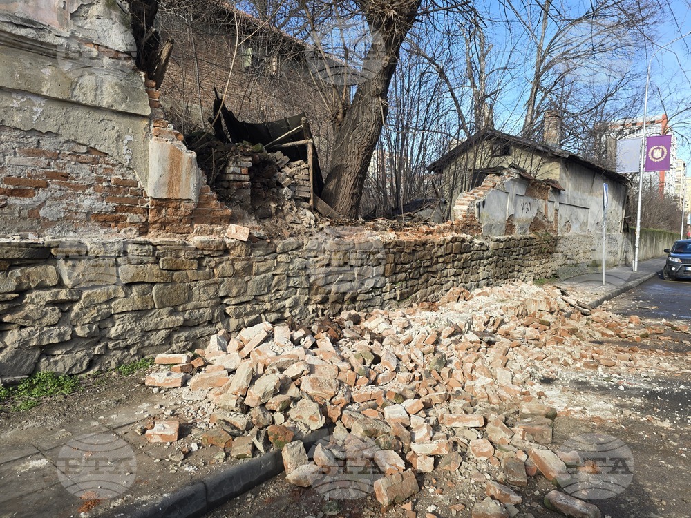 Ловеч - паднала ограда - казарма