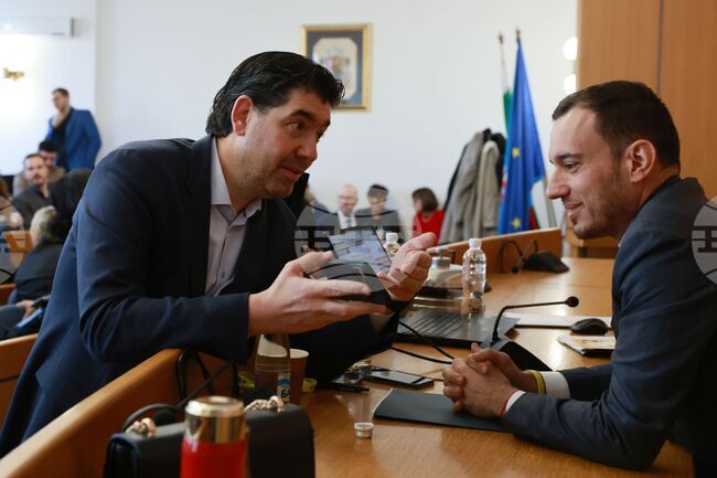  Положението с отпадъците е нетърпимо за стотици хиляди столичани, заяви Иван Таков от "БСП за България"