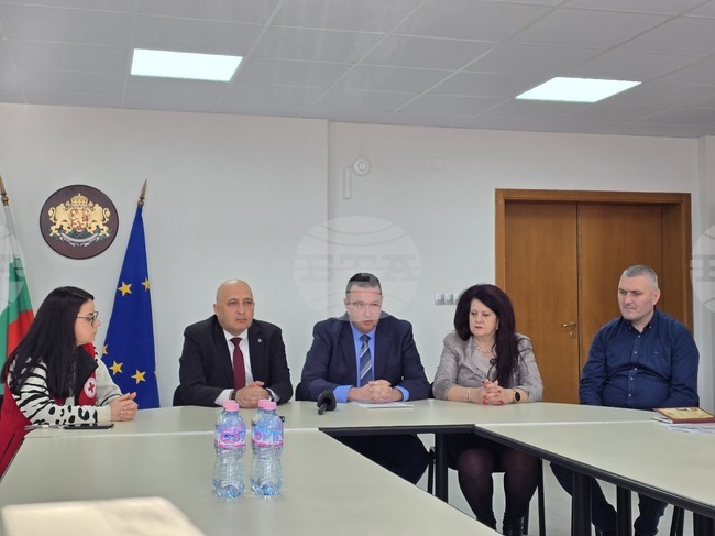 Над 73 хиляди лева са събрани в коледната благотворителна кампания на областния управител на Кърджали в подкрепа на лечението на болни деца