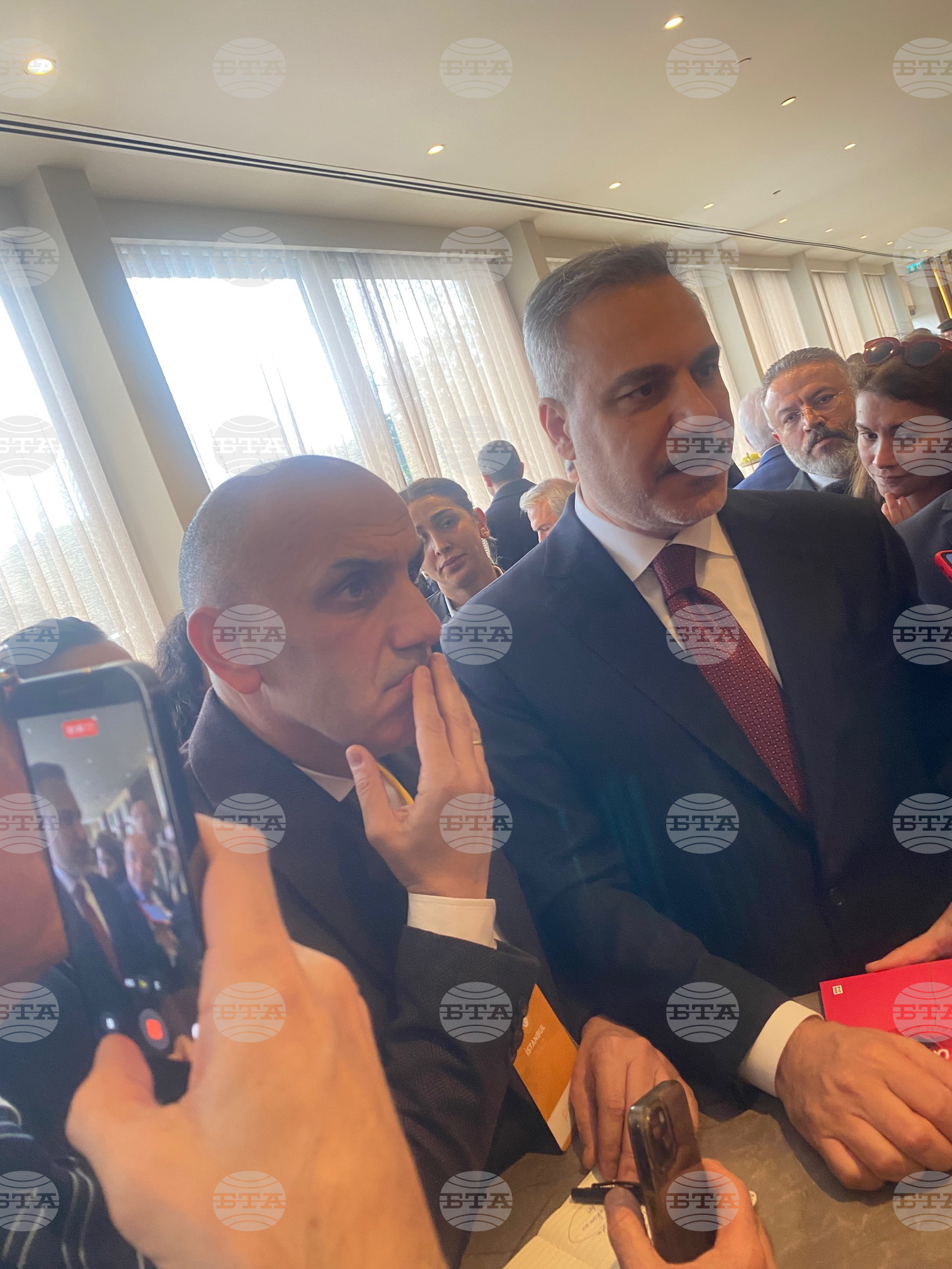 Турция - Истанбул - външен министър - пресконференция