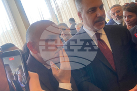 Турция - Истанбул - външен министър - пресконференция