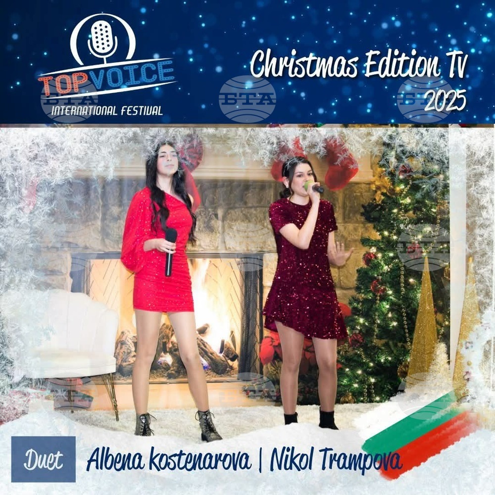 Албена Костенарова и Никол Трампова от вокално студио „Сгушена звездица“ завоюваха първа награда на международния фестивал Top Voice в Болоня