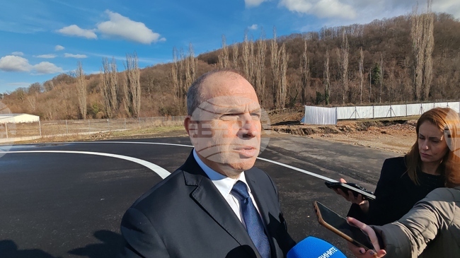 Гроздан Караджов изрази надежда до края на 2030 година тунелът под Шипка да бъде функциониращ