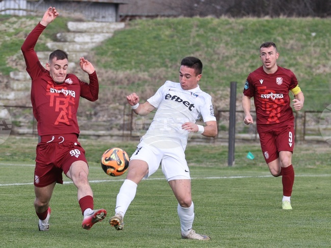 Варна - футбол - „Спартак 1918“ Варна и „Фратрия“