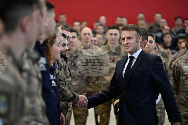 Макрон заяви, че две трети от предоставяните на Украйна разузнавателни данни идват от Франция