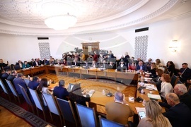 Народно събрание - Комисия по конституционни и правни въпроси