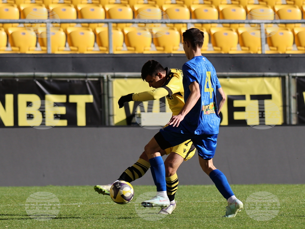 Пловдив - футбол - Ботев (Пловдив) - Марица (Пловдив) - контрола