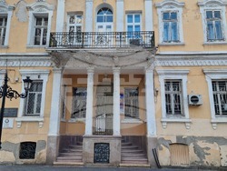 Пловдив - ул. "Христо Г. Данов" - сграда - ремонт