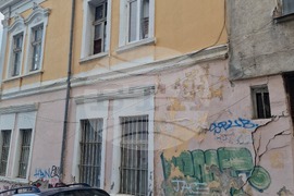 Пловдив - ул. "Христо Г. Данов" - сграда - ремонт