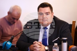 Народно събрание - Комисия по конституционни и правни въпроси