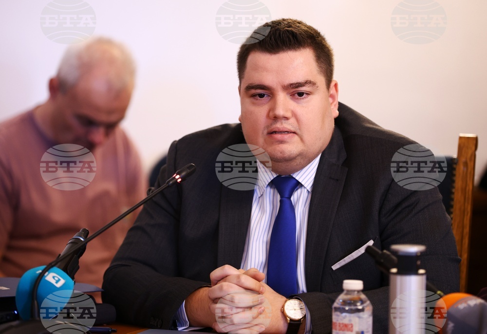 Народно събрание - Комисия по конституционни и правни въпроси