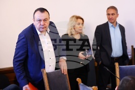 Народно събрание - Комисия по конституционни и правни въпроси