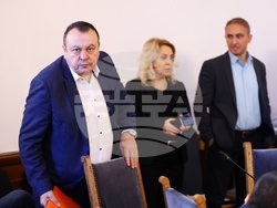 Народно събрание - Комисия по конституционни и правни въпроси