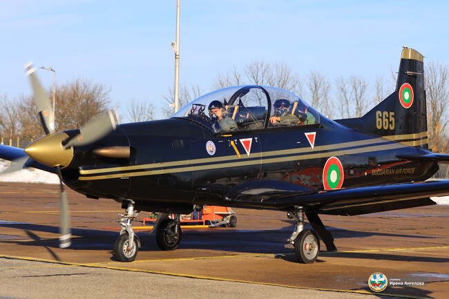 Начало на летателната дейност в 12-та авиационна база за 2026 година