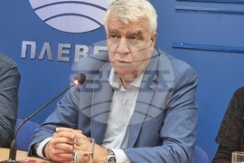 Националния пресклуб на БТА Плевен - БСП - избори - пресконференция - Румен Гечев