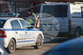 Столица - инцидент - срутен навес