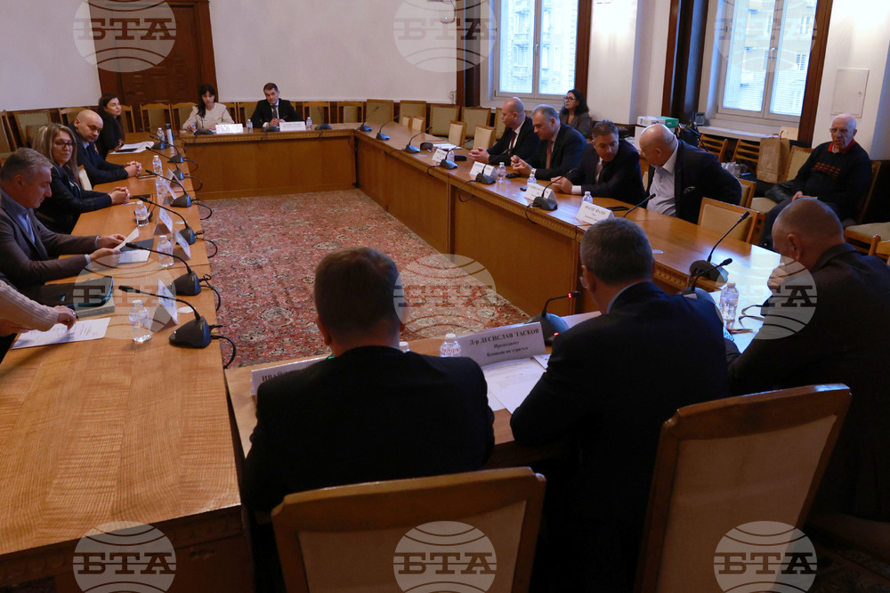 Ресорната парламентарна комисия прие на първо четене нормативни промени за статута на рибарското селище "Ченгене скеле" и наредбата за свободното къмпингуване