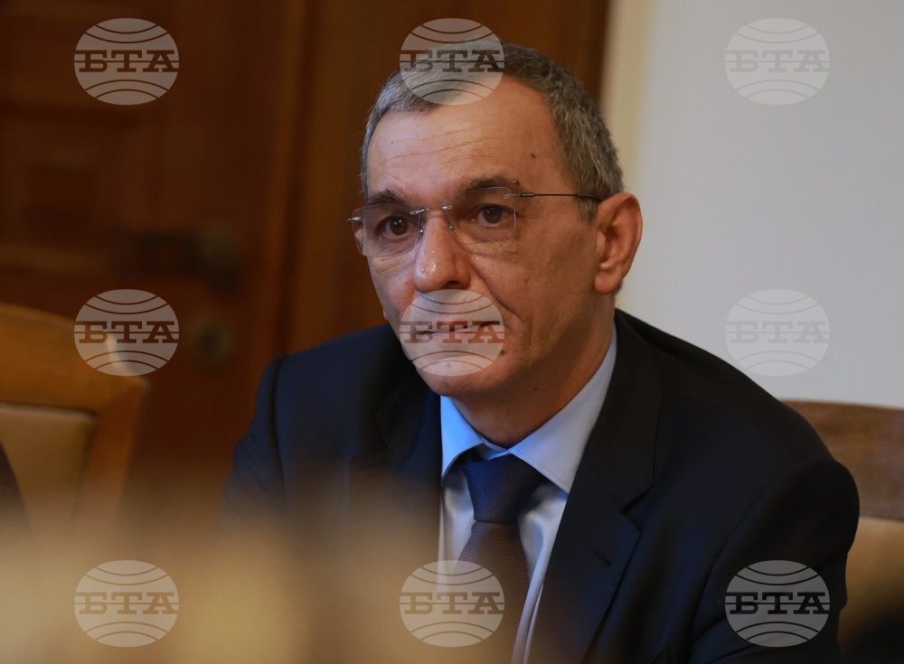 Народно събрание - Комисия по туризъм - Десислав Тасков