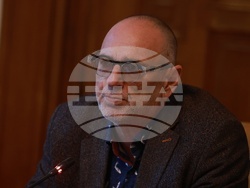 Народно събрание - Комисия по туризъм - Любен Дилов