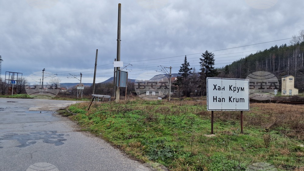 Участък при стария път между Шумен и с. Хан Крум е залят от значително количество вода