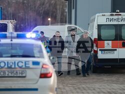 Столица - инцидент - срутен навес