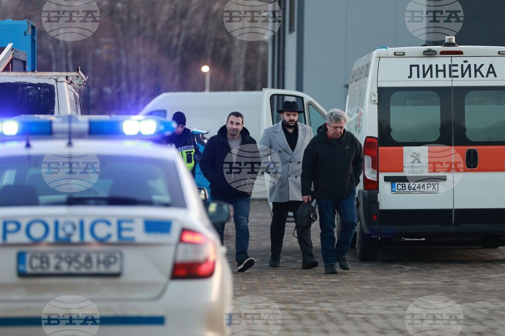 Столица - инцидент - срутен навес