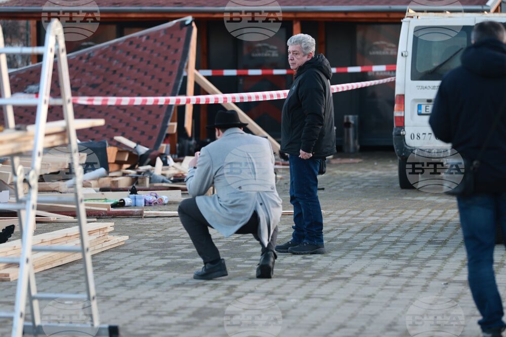 Столица - инцидент - срутен навес