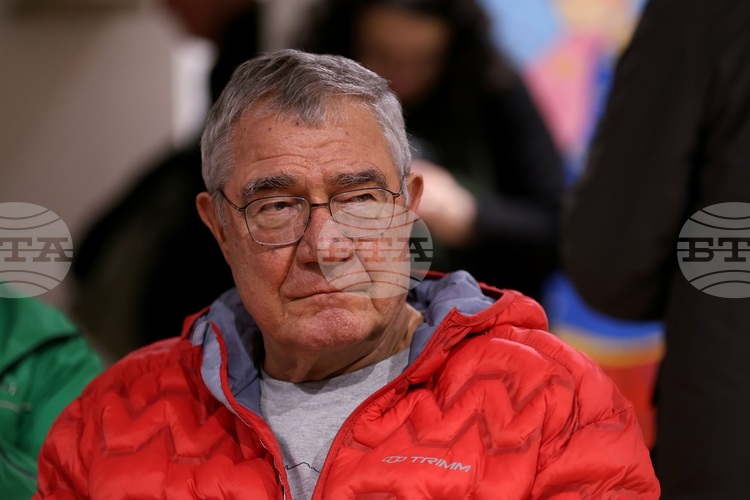 Second-to-Last Bulgarian Antarctic Team Heads to Ice Continent