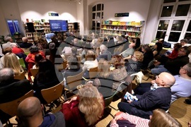 „Трима насаме. Задочни разговори с Макс Фриш“ - книга - представяне