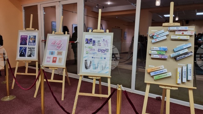 В Кюстендил бе открита годишната изложба с творби на учениците от специалност „Компютърна графика“ в Природоматематическата гимназия