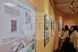 Кюстендил - „Пикселите оживяват“ - изложба - ученици