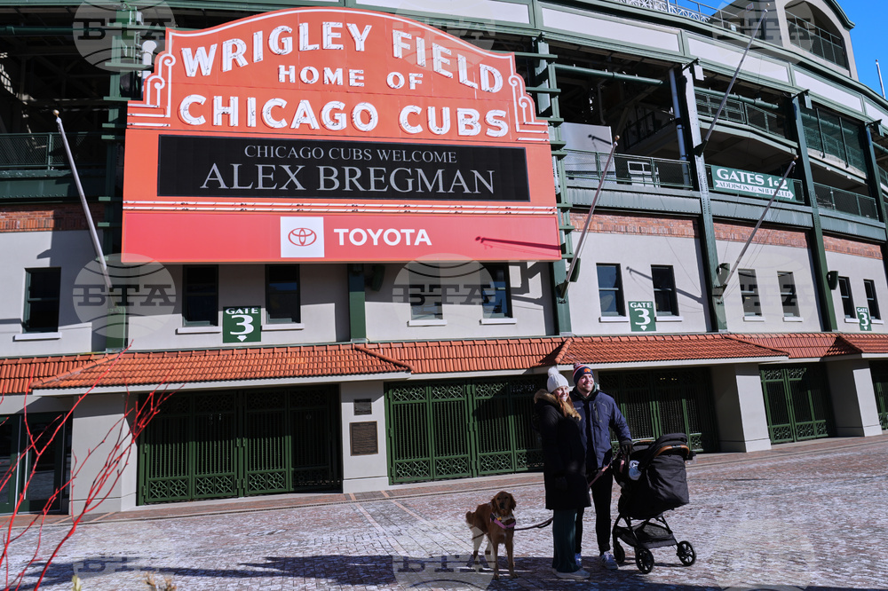 Cubs Bregman Baseball